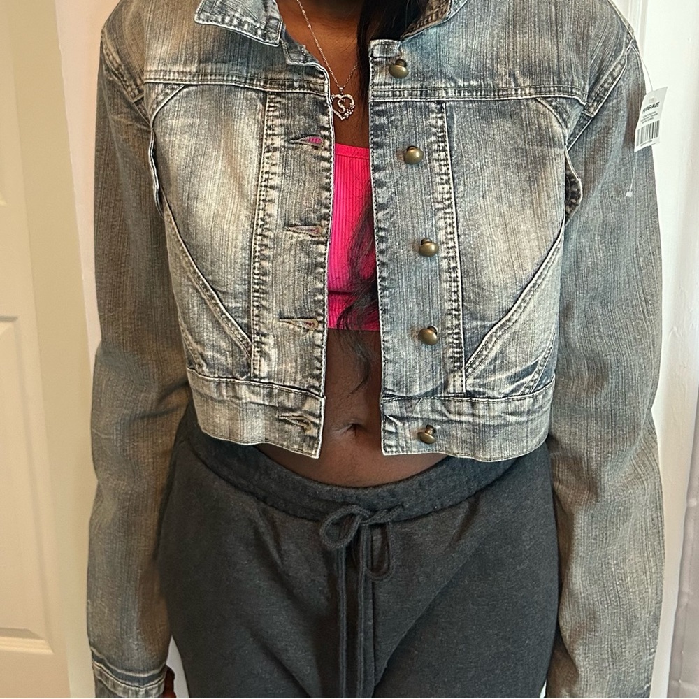 Crop Long Sleeves Gray & Tan Jean Jacket